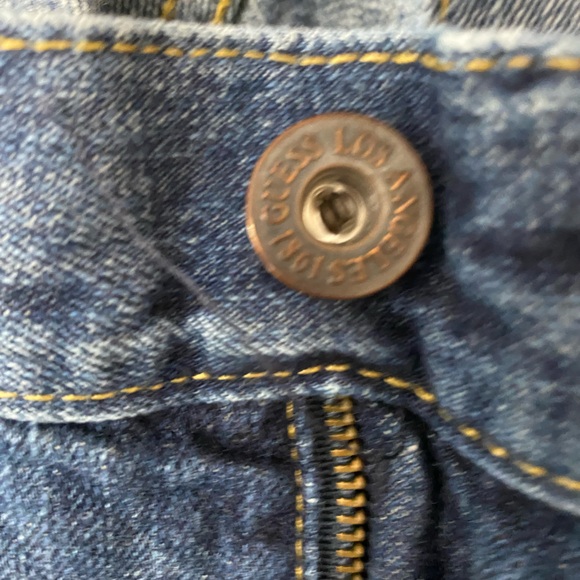 EUC MEN’S GUESS DISTRESSED MEDIUM JEANS DESMOND RELAXED FIT 36x32 - Picture 11 of 14